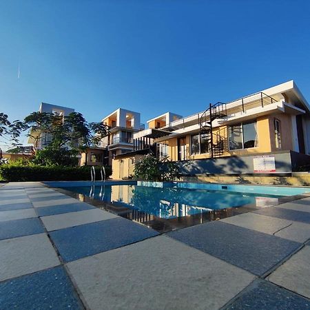 Royal Meadows Igatpuri 2Bhk Poolside Villa Dış mekan fotoğraf
